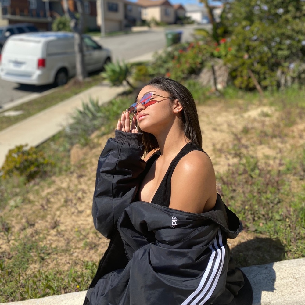 Meet your Posher, Malani